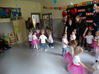 DZIEŃ MAMY I TATY 2025 r.. Zdjęcie nr 37