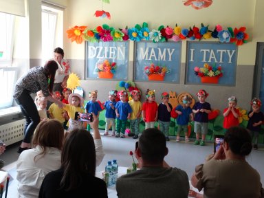 DZIEŃ MAMY I TATY 2025 r.. Zdjęcie nr 9
