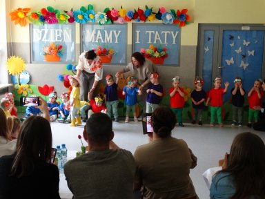 DZIEŃ MAMY I TATY 2025 r.. Zdjęcie nr 8