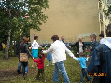 Festyn rodzinny z okazji Dnia Dziecka 2012 r. . Zdjęcie nr 10