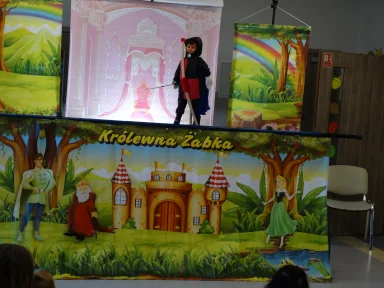 TEATRZYK "KRÓLEWNA ŻABKA". Zdjęcie nr 16
