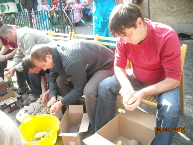 Festyn rodzinny z okazji Dnia Dziecka 2012 r. . Zdjęcie nr 14