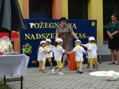 POŻEGNANIE DZIECI Z GR. II i III. Zdjęcie nr 4