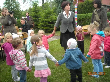 Festyn rodzinny z okazji Dnia Dziecka 2012 r. . Zdjęcie nr 6