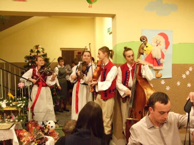 Spotkanie Wigilijno - Mikołajkowe 2012 r.. Zdjęcie nr 6