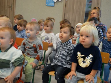 TEATRZYK "KRÓLEWNA ŚNIEŻKA". Zdjęcie nr 12