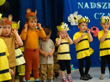 POŻEGNANIE DZIECI Z GR. II i III (2023r.). Zdjęcie nr 13