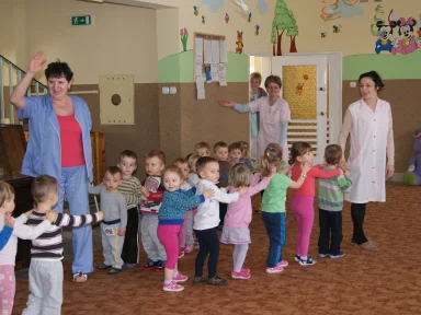Wizyta prezesa BOLIX w Żłobku 2013 r.. Zdjęcie nr 2