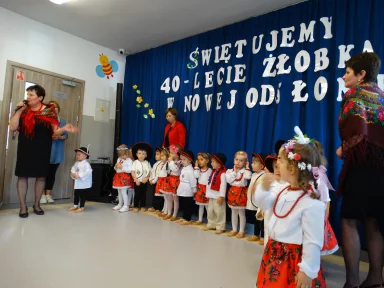 40 - LECIE ŻŁOBKA W NOWEJ ODSŁONIE - 27.05.2017r. . Zdjęcie nr 9