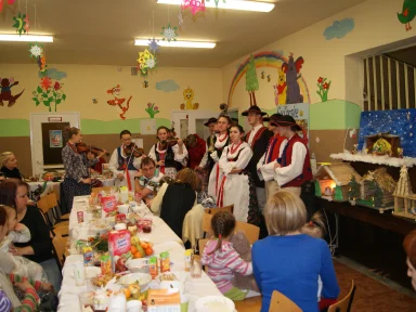 Spotkanie Wigilijno - Mikołajkowe 2013 r.. Zdjęcie nr 26