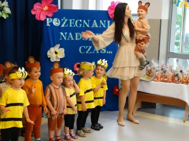 POŻEGNANIE DZIECI Z GR. II i III (2023r.). Zdjęcie nr 15