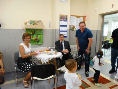 POŻEGNANIE DZIECI Z GR. III i II - 2017 r.. Zdjęcie nr 57