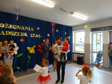 POŻEGNANIE DZIECI Z GRUPY III i II.. Zdjęcie nr 63
