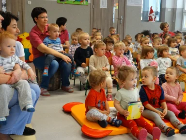 TEATRZYK "OPOWIEŚCI WIGILIJNE" W ŻŁOBKU.. Zdjęcie nr 22