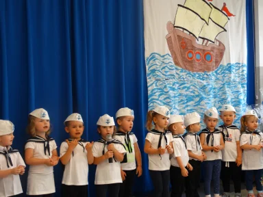 POŻEGNANIE DZIECI Z GR. III i II - 2017 r.. Zdjęcie nr 11