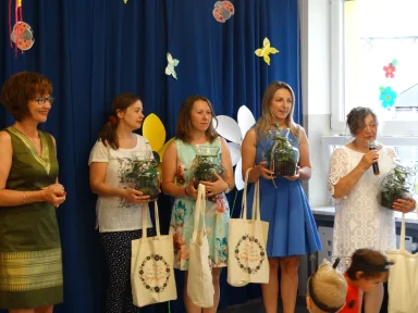 POŻEGNANIE DZIECI Z GRUPY III i II.. Zdjęcie nr 68