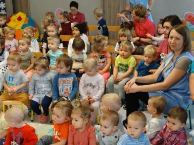 TEATRZYK "OPOWIEŚCI WIGILIJNE" W ŻŁOBKU.. Zdjęcie nr 12
