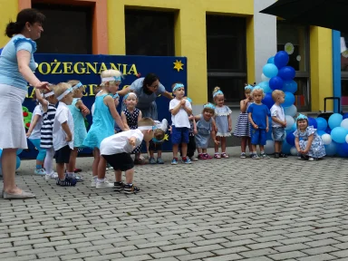 POŻEGNANIE DZIECI Z GR. II i III. Zdjęcie nr 25