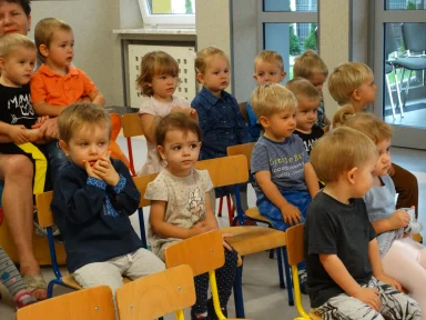 TEATRZYK "SMOK OBIBOK" W ŻŁOBKU. Zdjęcie nr 17