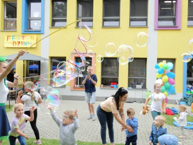 FESTYN RODZINNY W ŻŁOBKU 2022r.. Zdjęcie nr 87