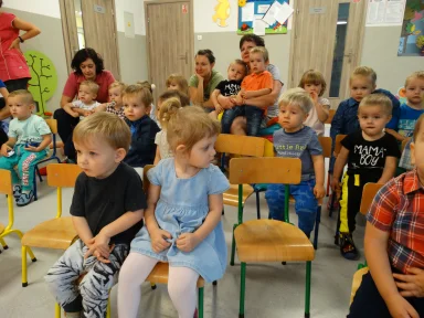 TEATRZYK "SMOK OBIBOK" W ŻŁOBKU. Zdjęcie nr 10